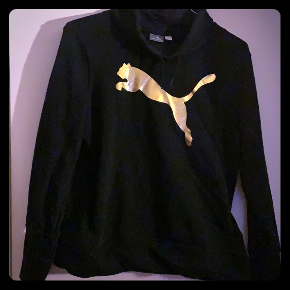 puma sweatshirt